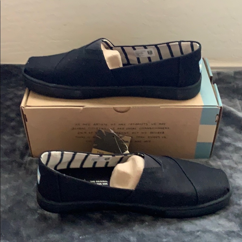 TOMS  The Venice collection for Men